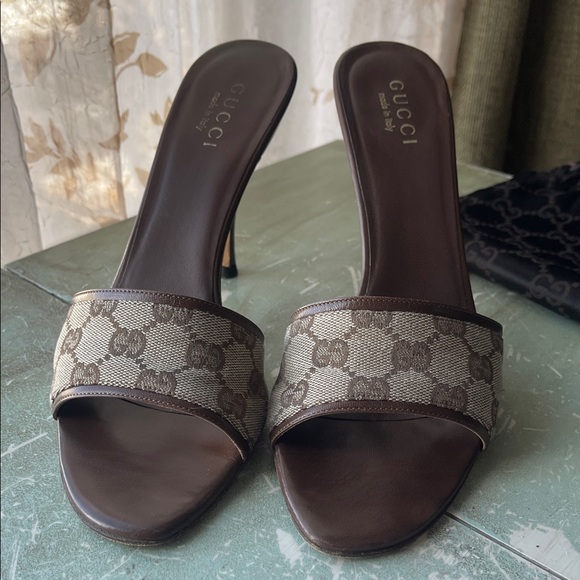Vintage Gucci Monogram GG Brown and Cream Women's Heels - Picture 4 of 6